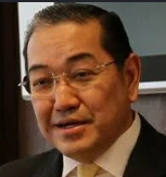 Surakiart Sathirathai<br>(สุรเกียรติ์ เสถียรไทย)